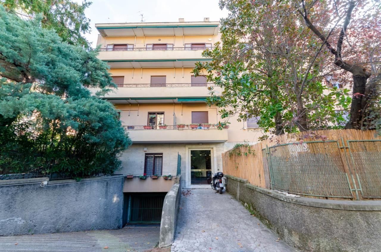 Appartamento Joivy Apt For 7 Perfect For Families Close To Beaches Genova Esterno foto