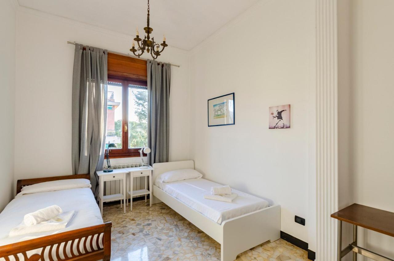 Appartamento Joivy Apt For 7 Perfect For Families Close To Beaches Genova Esterno foto