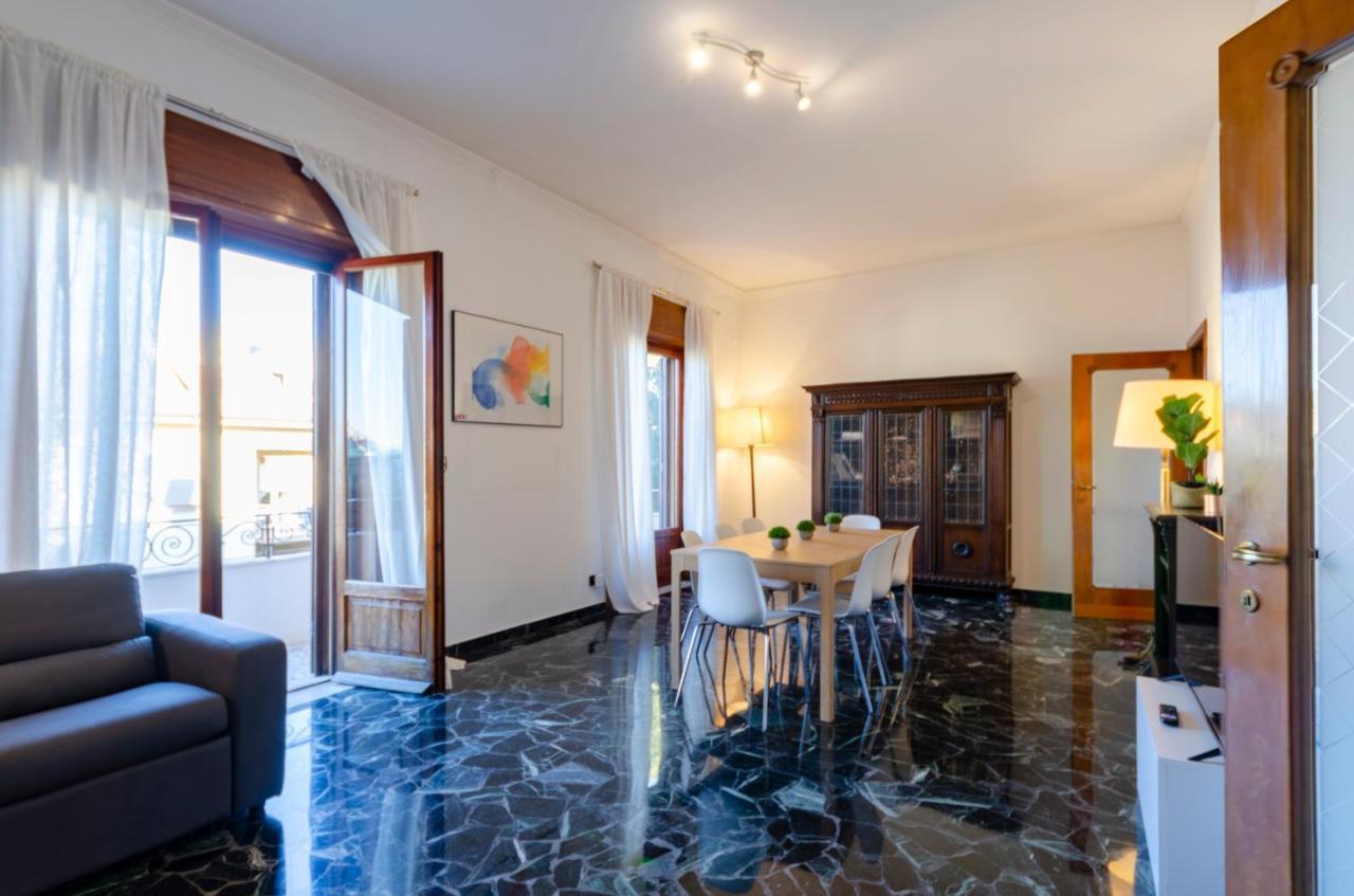 Appartamento Joivy Apt For 7 Perfect For Families Close To Beaches Genova Esterno foto