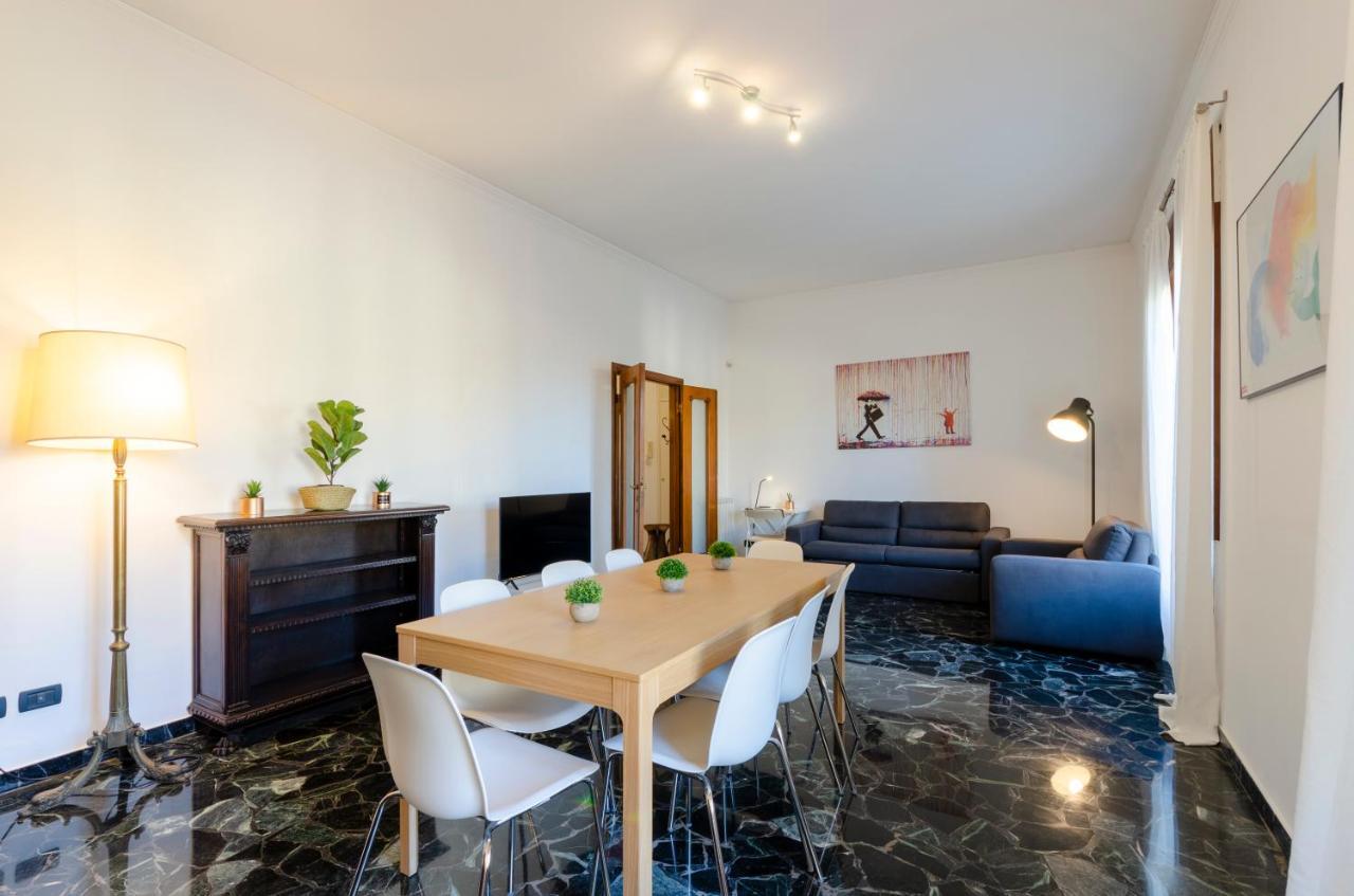 Appartamento Joivy Apt For 7 Perfect For Families Close To Beaches Genova Esterno foto